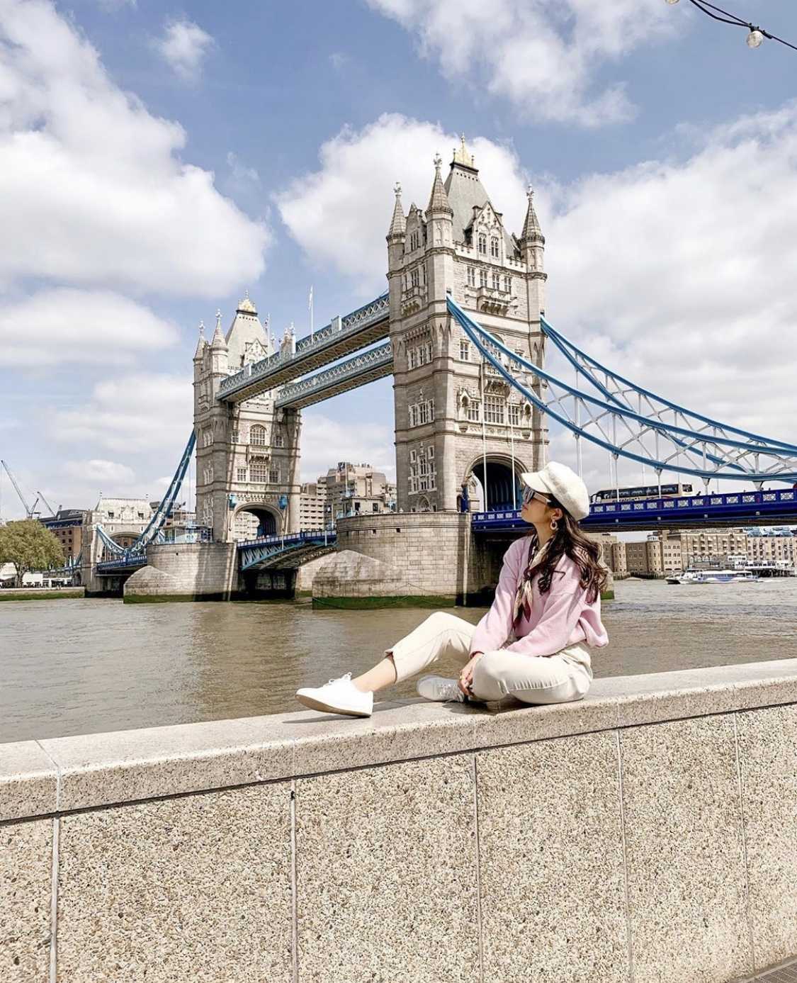 ロンドンに行ったらタワーブリッジをバックにパシャリ Tower Bridgeの口コミ Triproud ロンドンに行ったらタワーブリッジをバックにパシャリ Tower Bridgeの口コミ Triproud