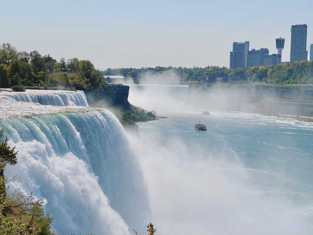 世界3大瀑布 綺麗な水と迫力満点のナイアガラの滝 ナイアガラの滝の口コミ Triproud