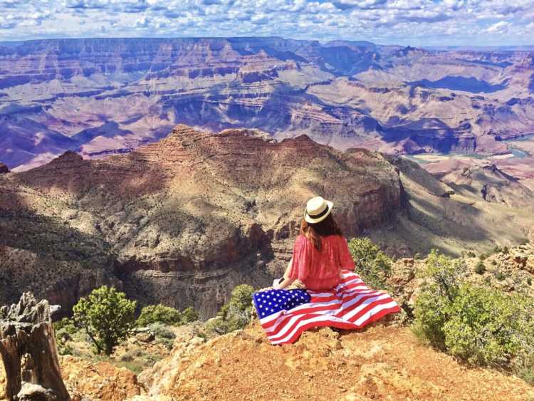 アメリカのオシャレなファッションで訪れたいスポットランキング Triproud