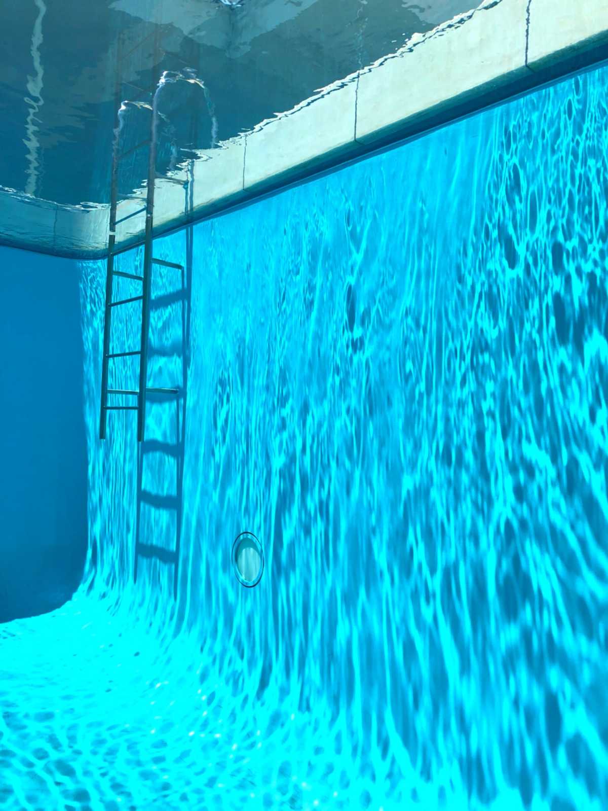 本当に水の中にいるような感覚と美しさ 21世紀美術館の口コミ Triproud