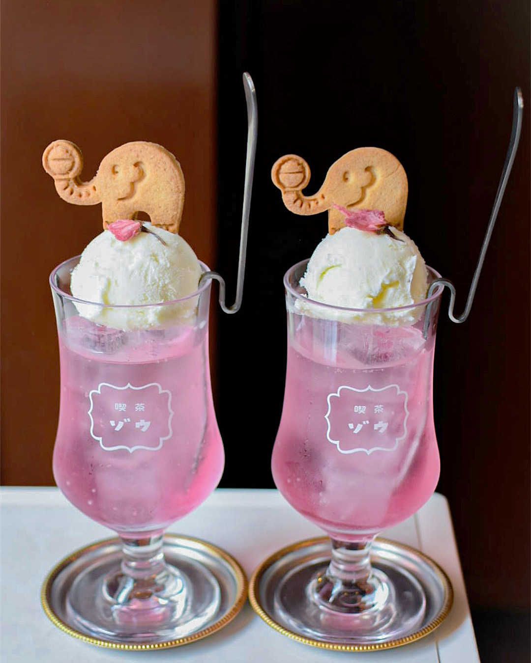 Kissa Zou Review Cream Soda That Looks Like An Elephant s Cherry