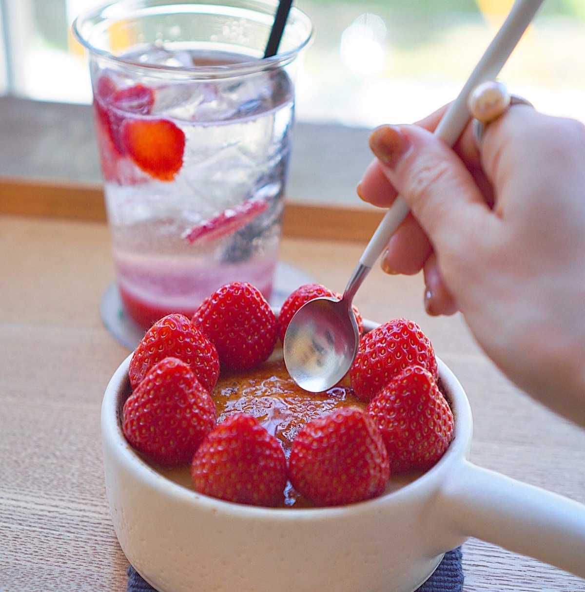 いちごグラタン様 いちごグラタン様 ソビノワ:お行儀よく並んだ苺が可愛い❤️苺のグラタン