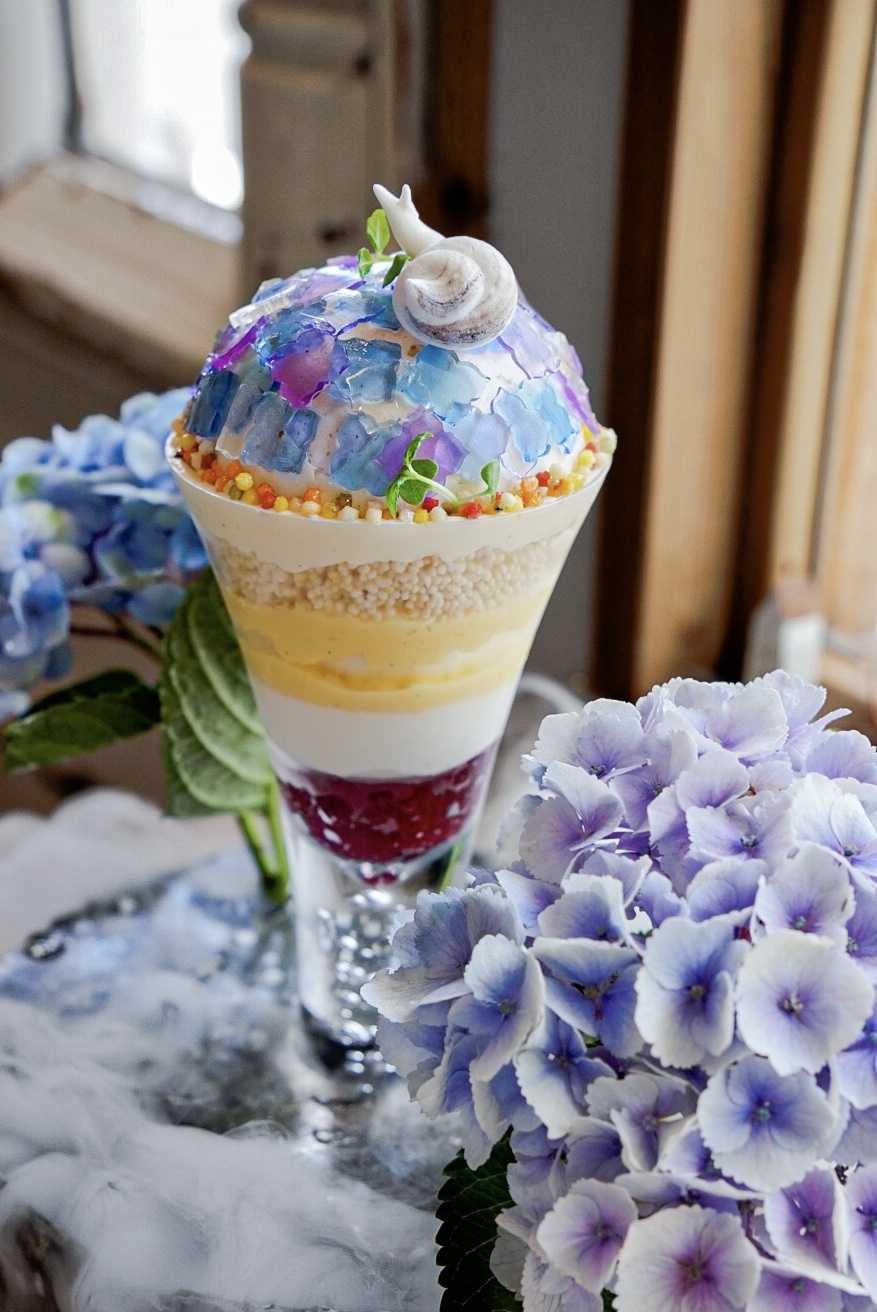 ラトリエ・ア・マ・ファソン:紫陽花よりも美しい紫陽花のグラス