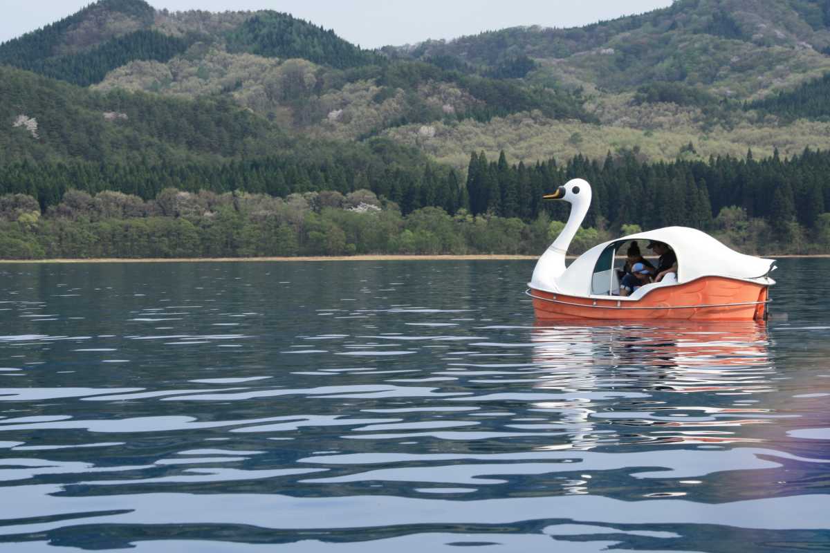 日本百景の一つ 青く透き通る日本で最も深い湖 田沢湖の口コミ Triproud