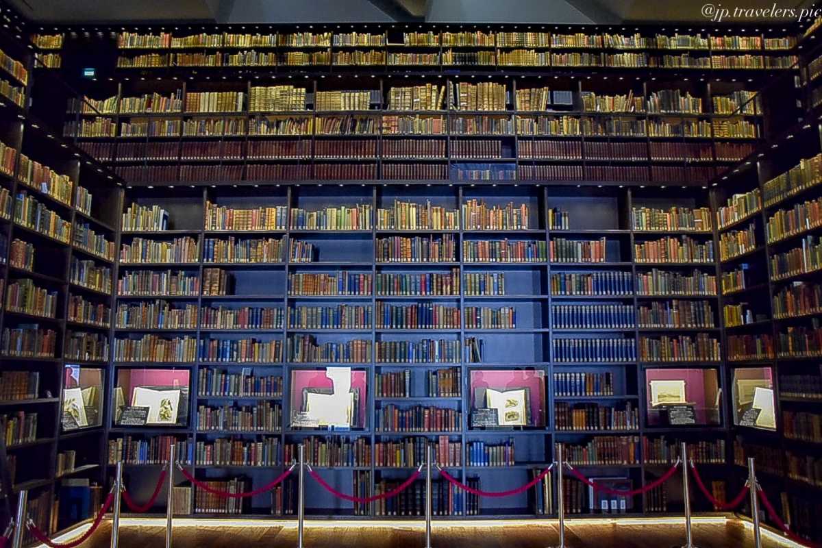 東洋文庫の口コミ 東洋文庫ミュージアムの圧倒の約2万4千冊のモリソン文庫の本棚 TRIPROUD