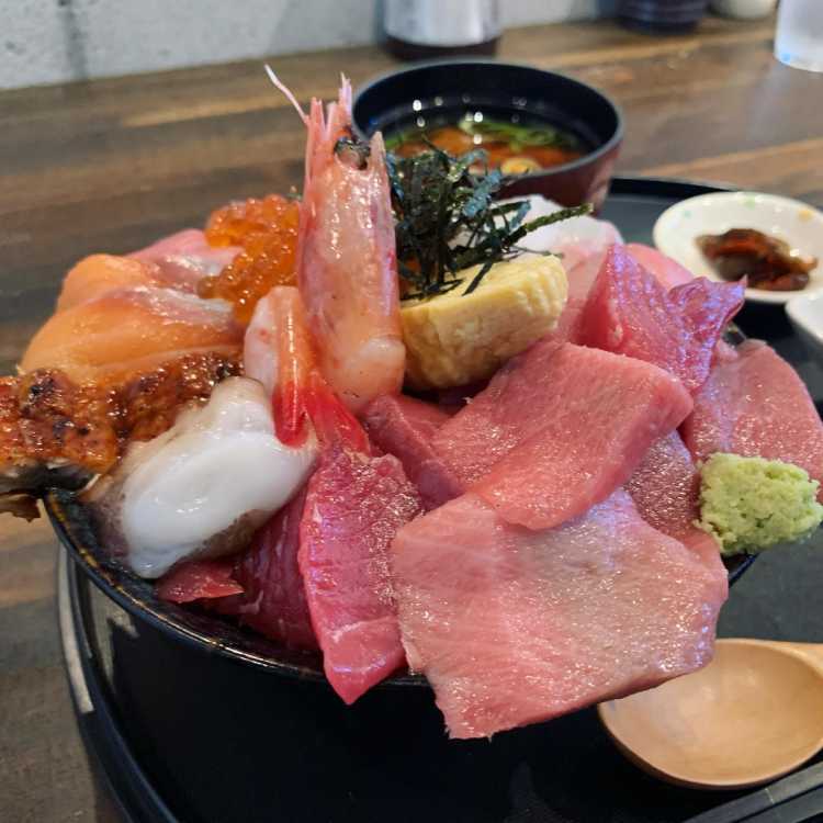 関西地方の海鮮丼が美味しいお店ランキング Triproud