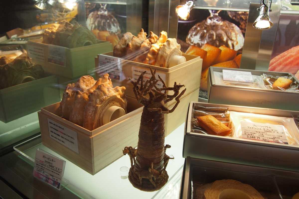 Gateau Pyrenees Made From Sanuki Rice Flour And Wasanbon Sugar Review Of Sans Facon Triproud