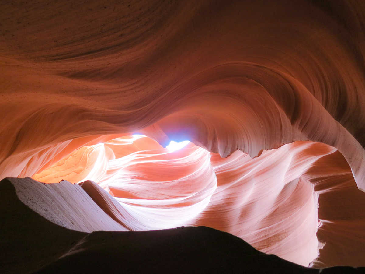 自然が生み出す岩の造形美 アンテロープキャニオンの口コミ Triproud