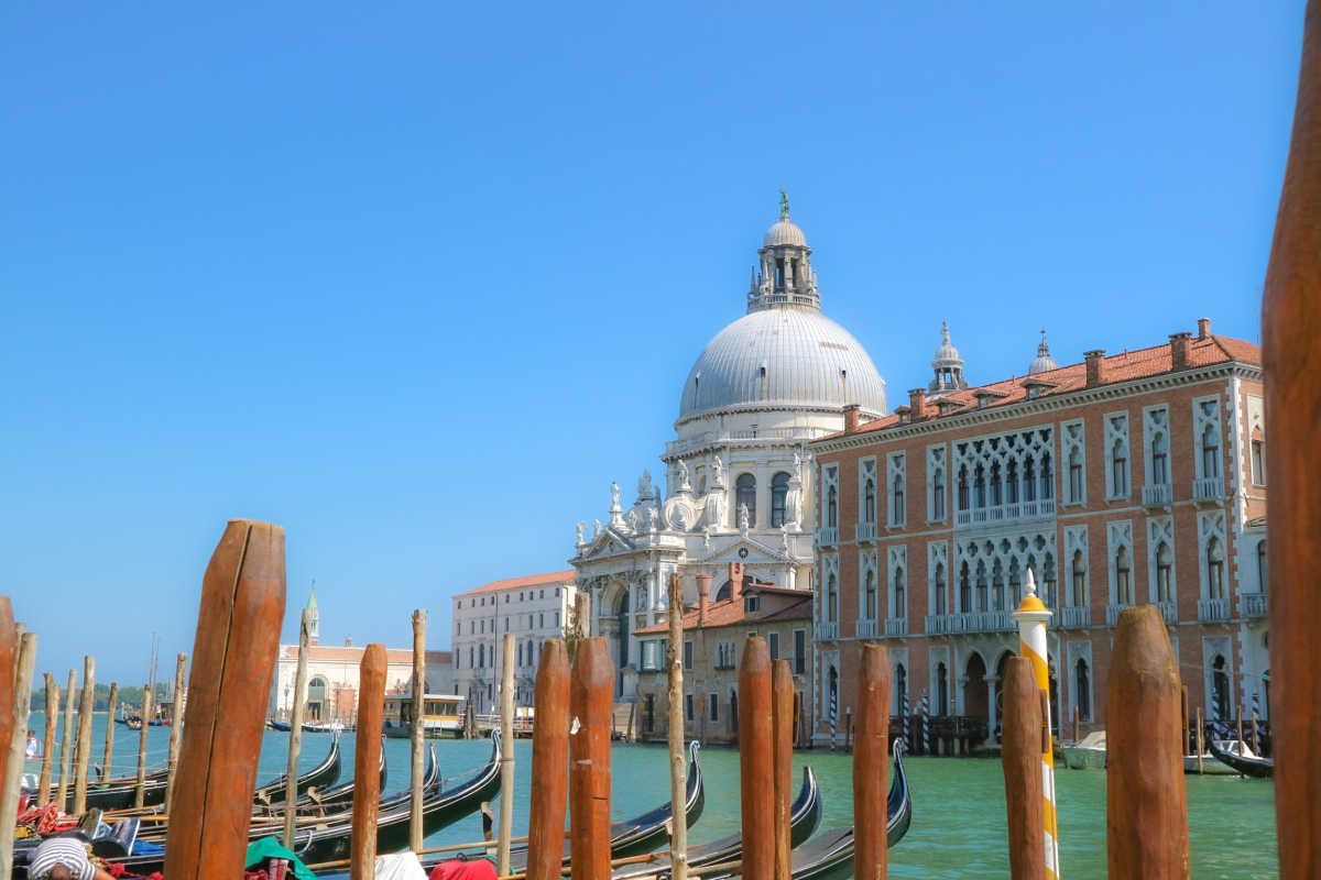 絵画のように美しいロマンティックな水の都 ヴェネツィアゴンドラの口コミ Triproud