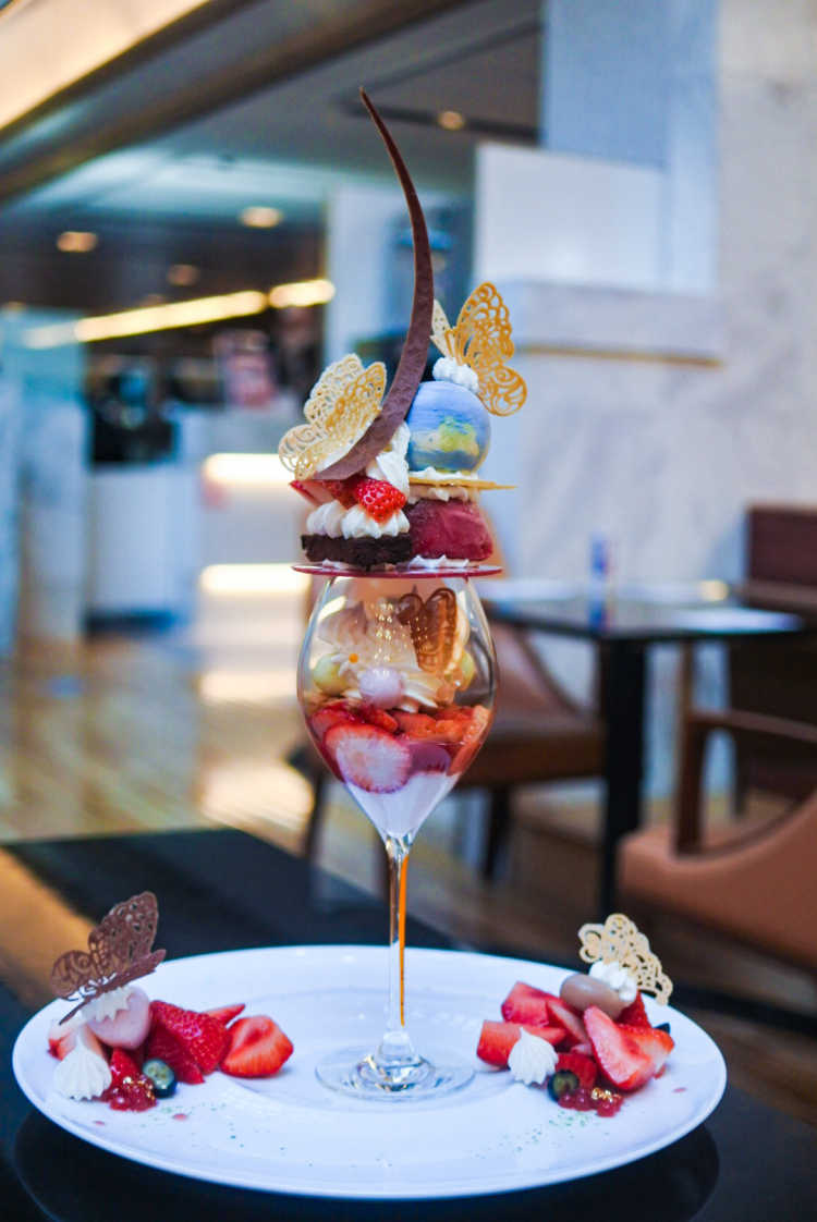 大阪 梅田駅のインスタ映えするパフェを楽しめるお店ランキング Triproud