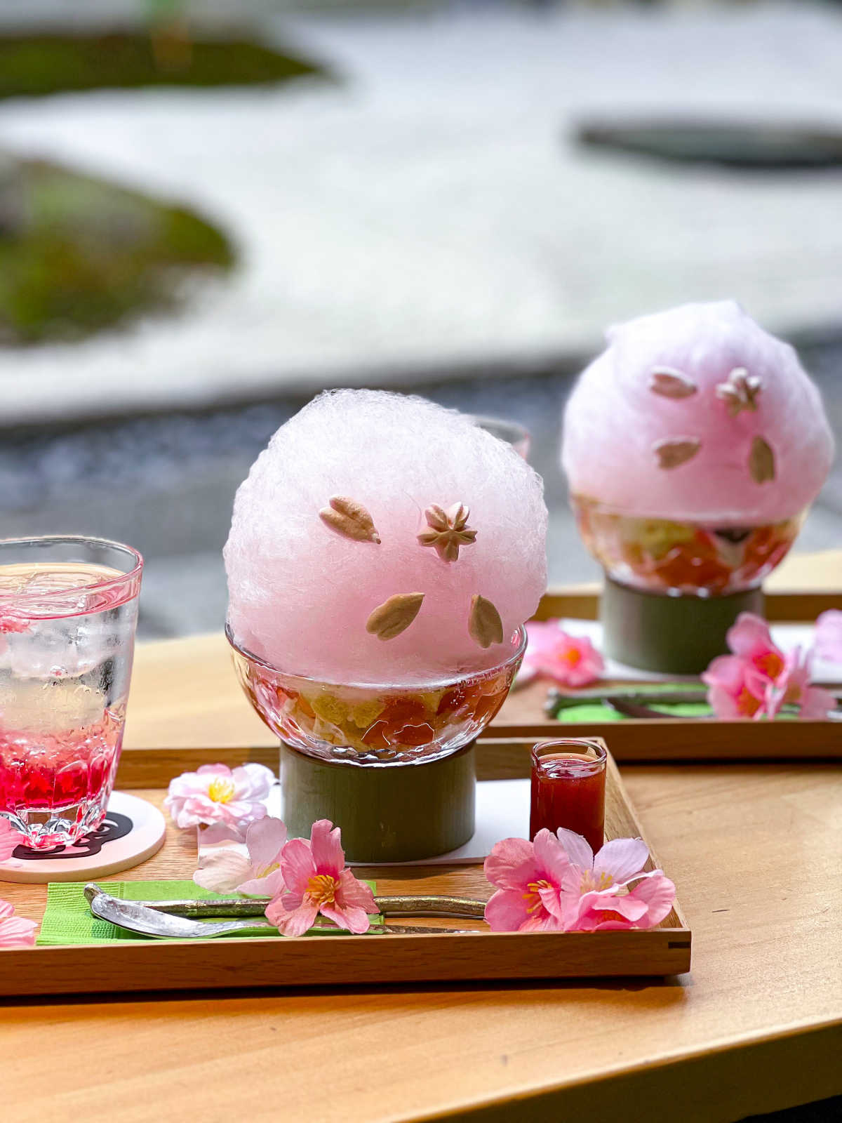 然花抄院 京都室町本店:ほんのりピンク色のふわふわ綿あめが可愛すぎる桜ぱふぇ🌸 ️ - TRIPROUD