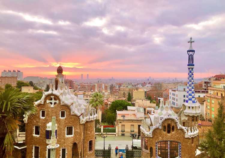 バルセロナの朝日の絶景スポットランキング Triproud