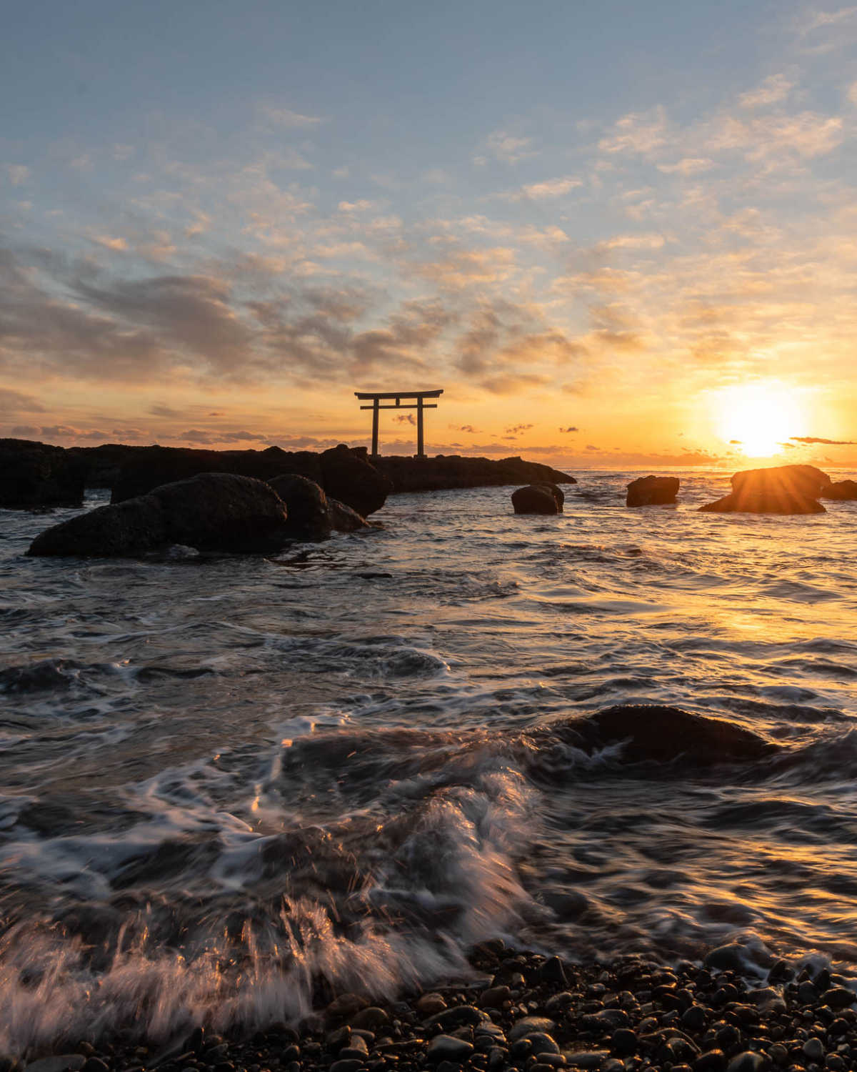 文句なしの初日の出スポットで鳥居と太陽のコラボ 大洗磯前神社の口コミ Triproud